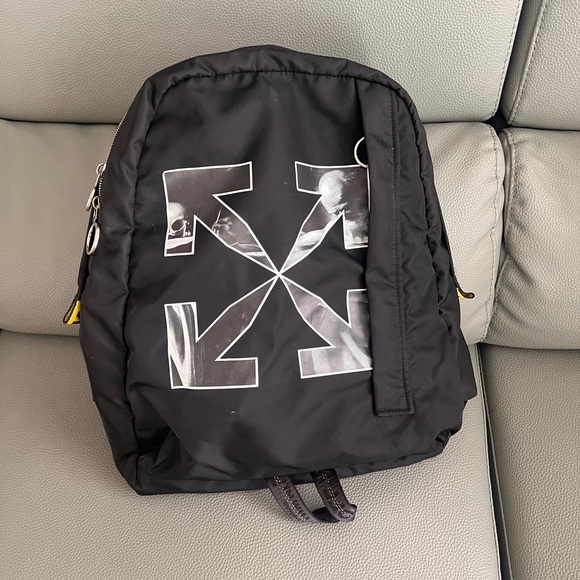 Off-White Caravaggio Cross Backpack - Picture 1 of 6